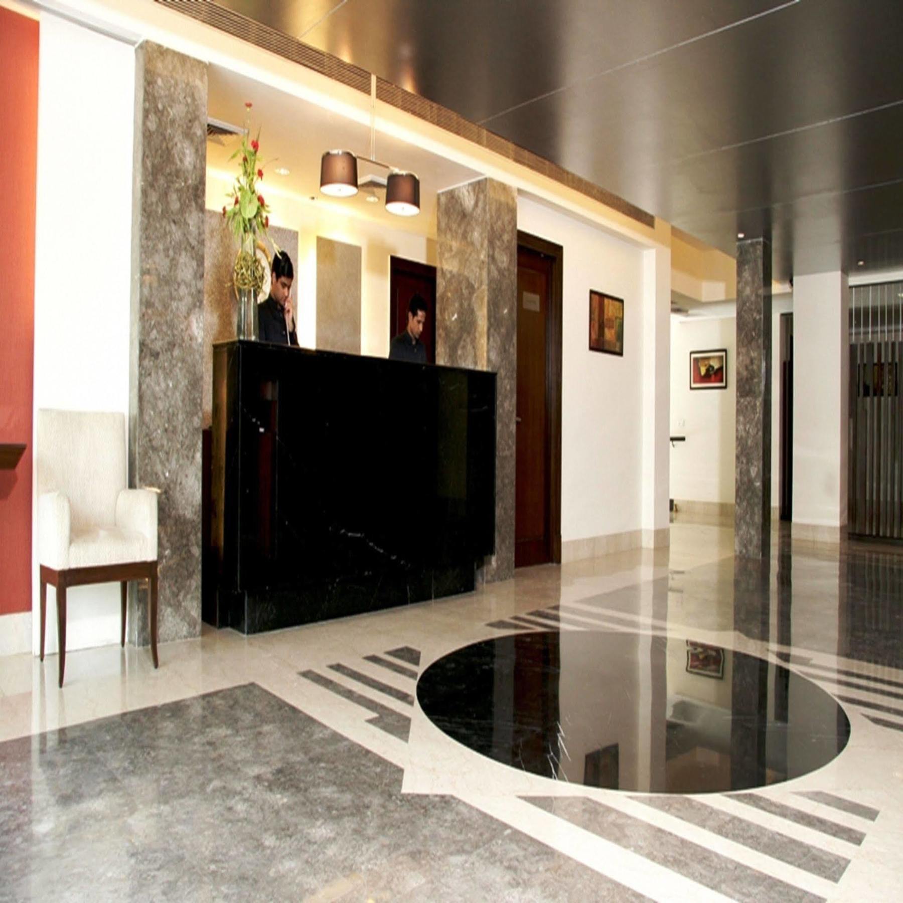 Muse Sarovar Portico Nehru Place Nueva Delhi Exterior foto
