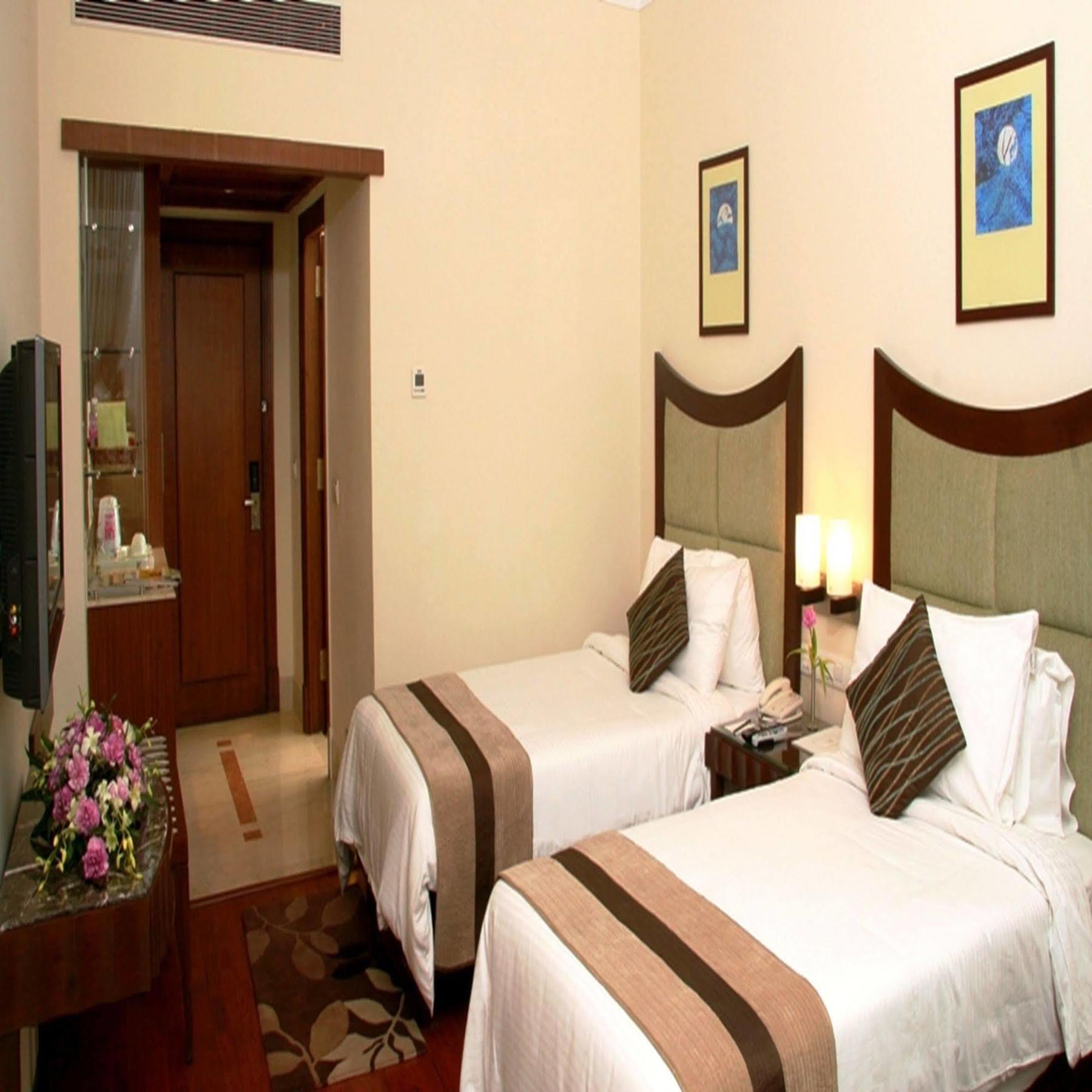 Muse Sarovar Portico Nehru Place Nueva Delhi Exterior foto